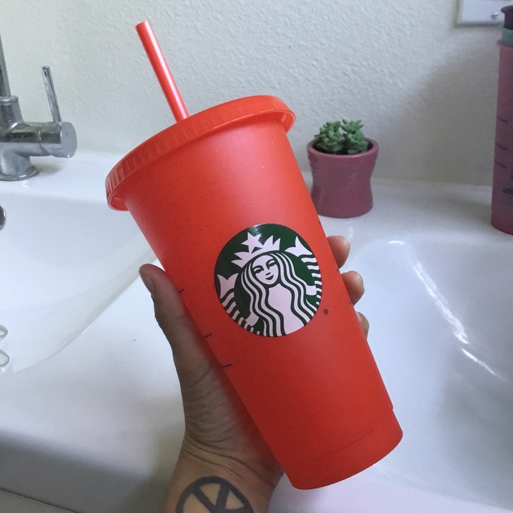 RED GLITTER REUSABLE COLD CUP HOLIDAY 2020